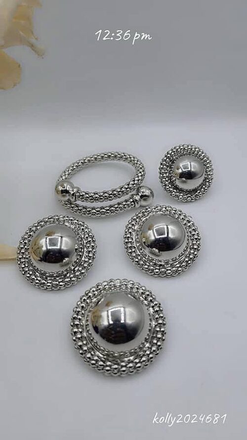 4-Piece Set 114
