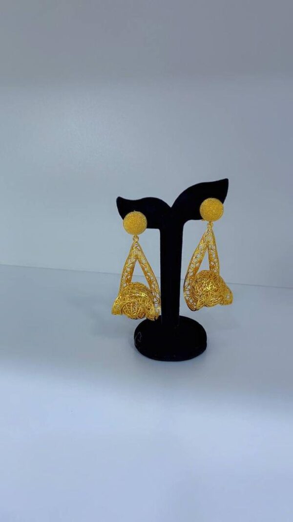 Earrings 76