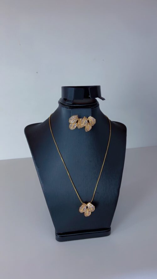 Earring & Pendant 42